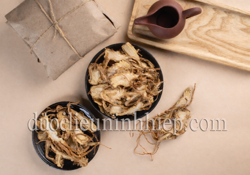 ĐƯƠNG QUY CHÍCH RƯỢU 